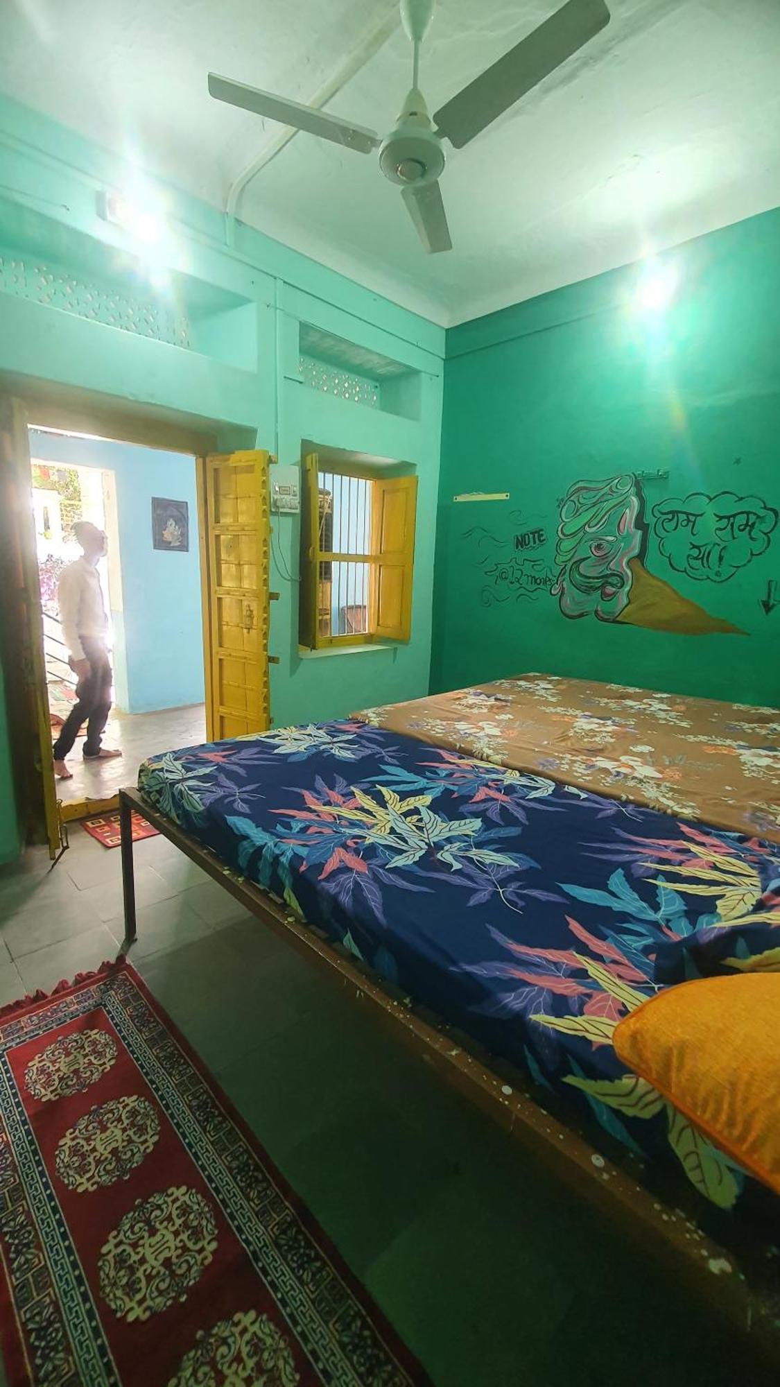 Anand Hostel Пушкар Екстериор снимка
