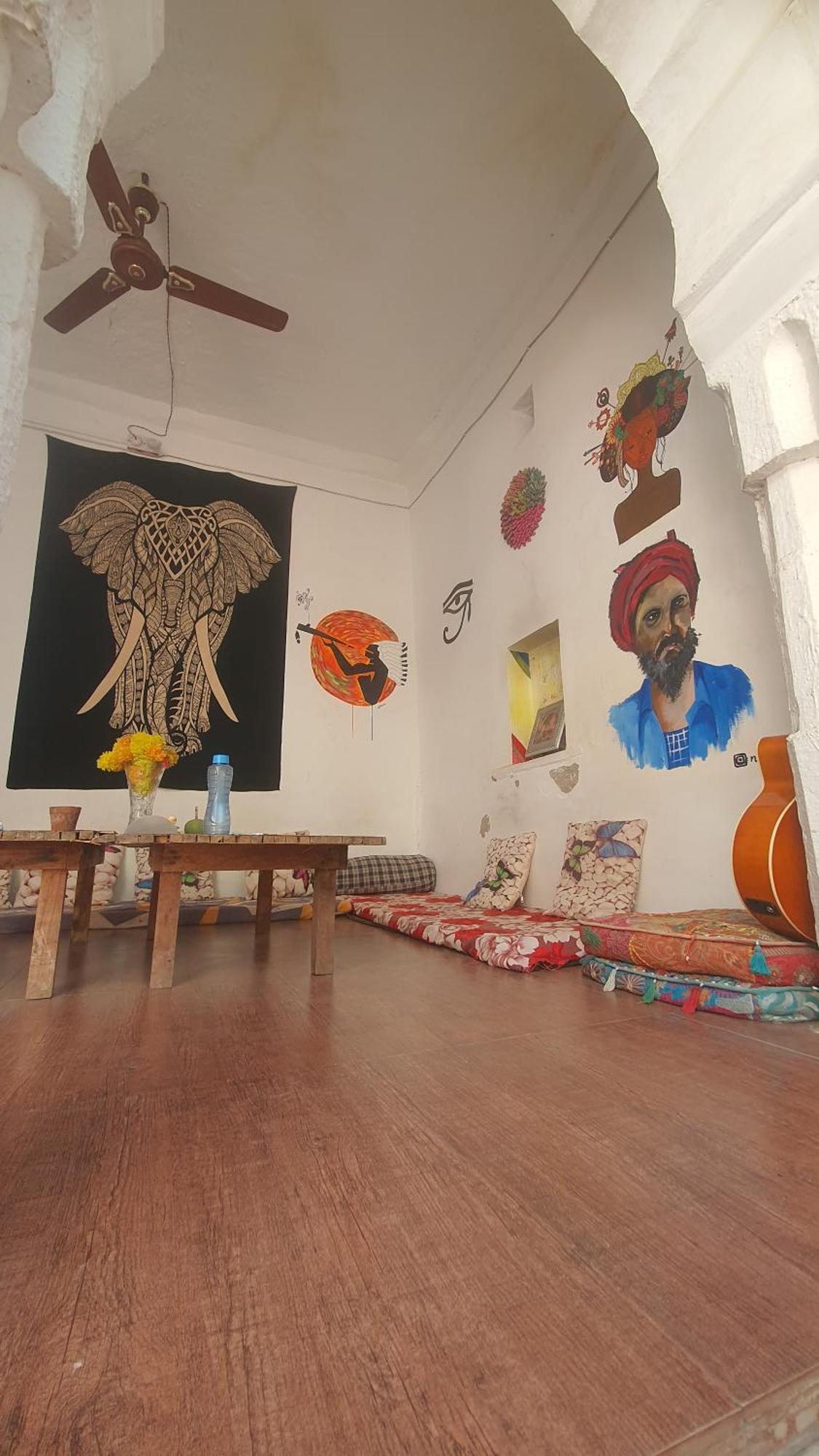 Anand Hostel Пушкар Екстериор снимка